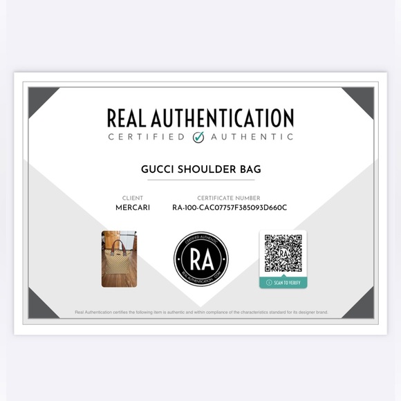 ♥️ GUCCI SHOULDER BAG  EUC! ❤️ - Picture 15 of 15